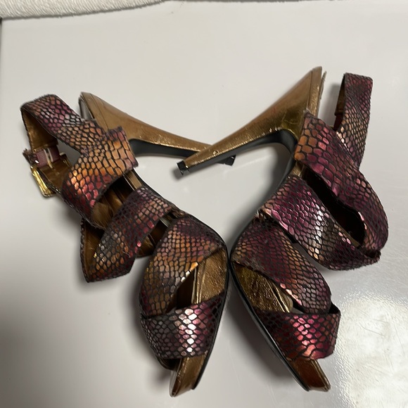 Purple & Gold Love - Picture 2 of 4